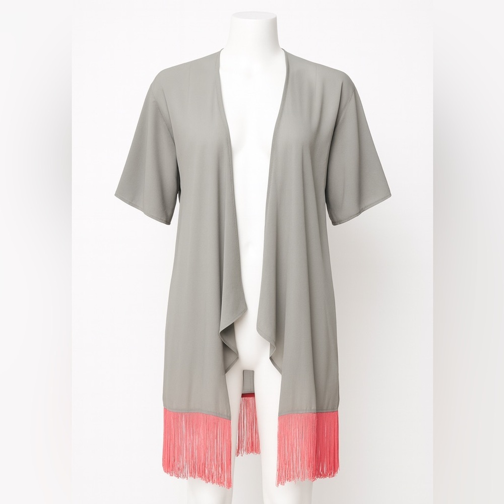 LuLaRoe Gray‎ Open Front Kimono with Pink Fringe Trim Size S